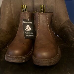 Kelodon Mens boots size 8